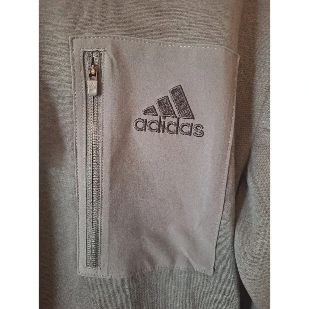 Adidas M Pocket Hoodie Mens Small GRESIX Grey Zippered Chest Pocket IY3369